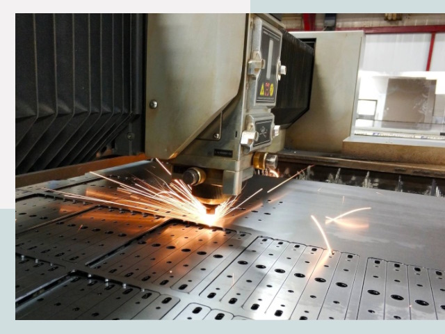 Лазерная резка металла в Кинели от 611 руб.